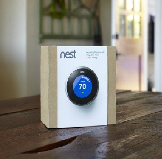 Nest Labs Thermostat 70.jpg